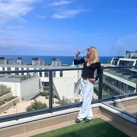 Gran Apartment-iconic Sea View Apartment