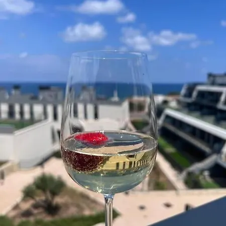 Gran Apartment-iconic Sea View Apartment *